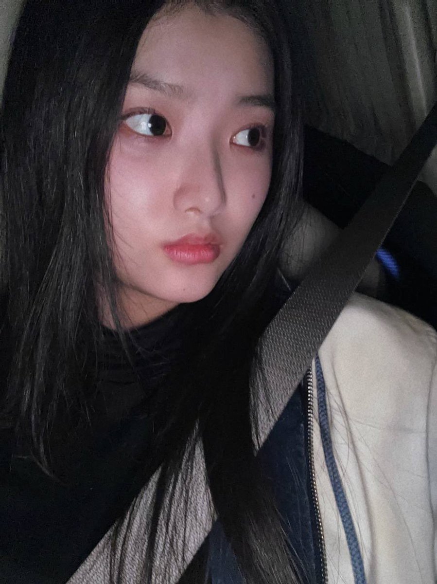 KELLY_FRANCE1's tweet photo. → 🫧┊B.LLE
Mise à jour de #KELLY via B.lle
#KELLY #켈리
#BADVILLAIN #배드빌런
#OVERSTEP https://t.co/jzMNCDe8Qj