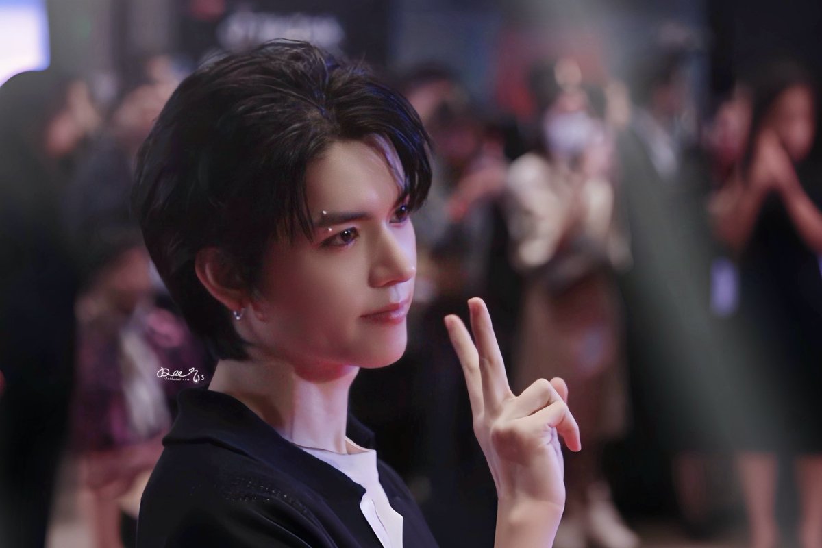 เดียร์ที่แปลว่ากวาง tweet media