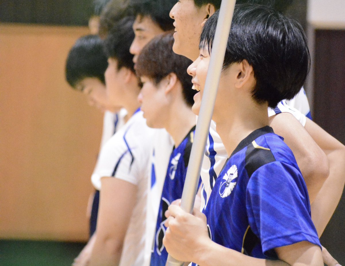 t_shutaro's tweet image. 東京大学運動会男子バレーボール部を引退しました。15年間の学生バレーボール人生もひと区切りです。
苦しい時間の方が多いバレーボール人生でしたが、最後の最後までバレーボールが好きでいられて幸せでした。
今までのバレーボール人生において出会えた皆さん、本当に本当にありがとうございました。