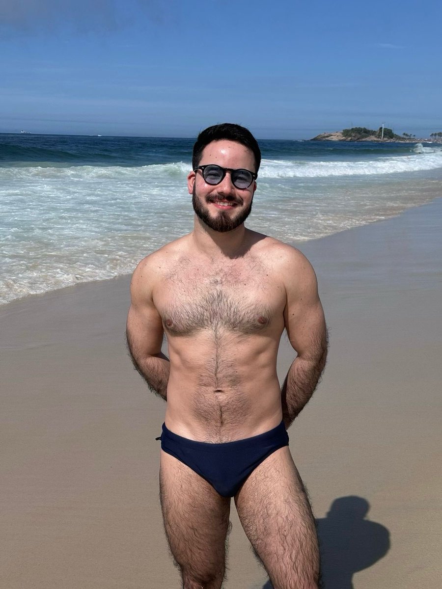 thefrota's tweet photo. Oi, Rio 💦 https://t.co/KwaDFXueBj