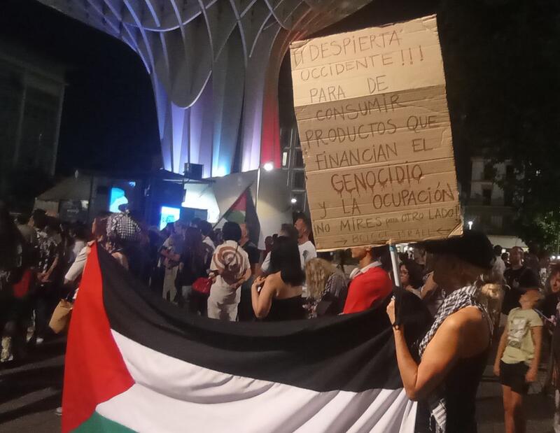 ManoloRGomez's tweet photo. No es en defensa propia la masacre israelí en Gaza
¡Es ocupación ilegal, es agresión!
#FreePalestine
#DeZurdaTeam 🐊
#AmigosDeFidel https://t.co/lxhFoN189p