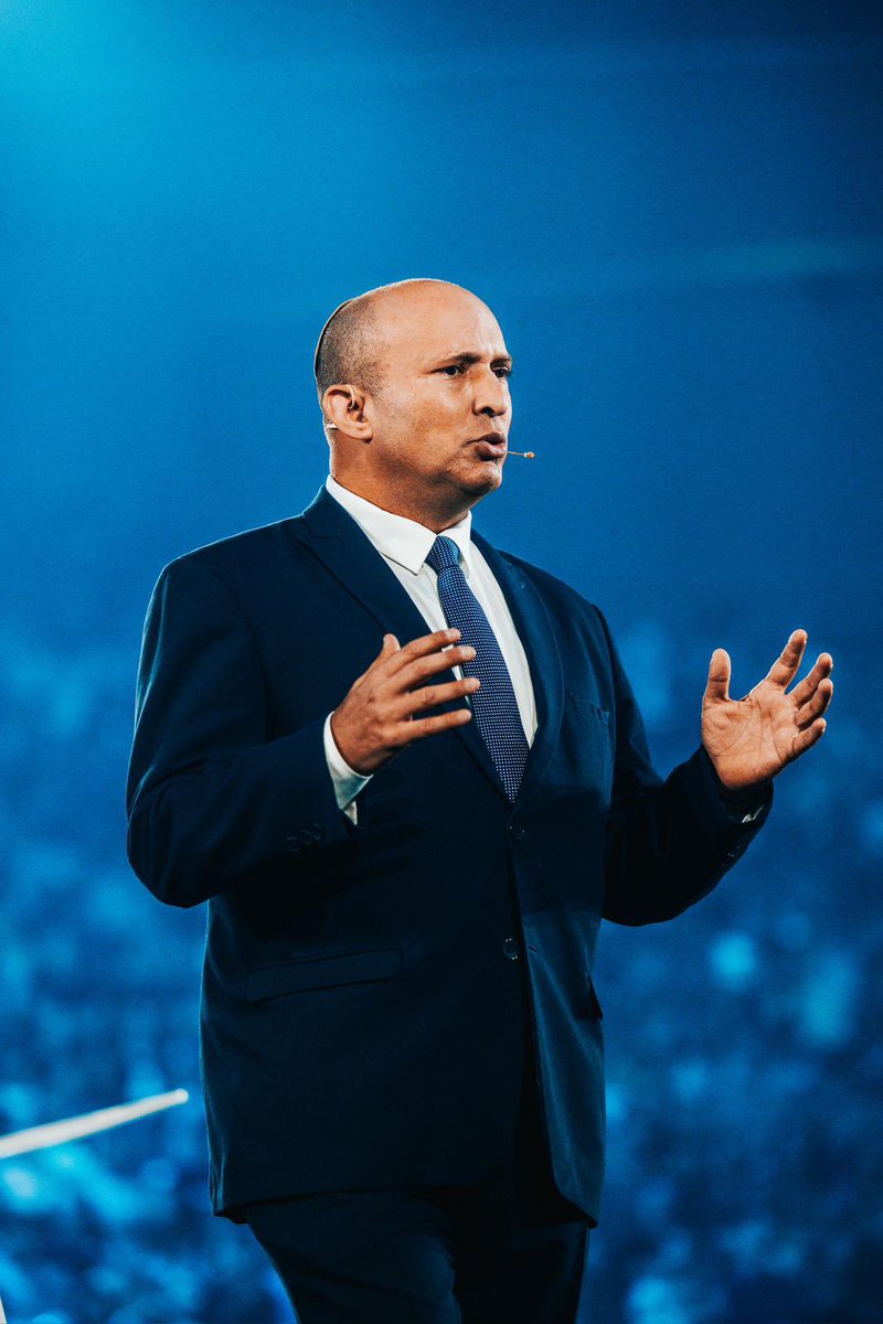 Naftali Bennett נפתלי בנט tweet media