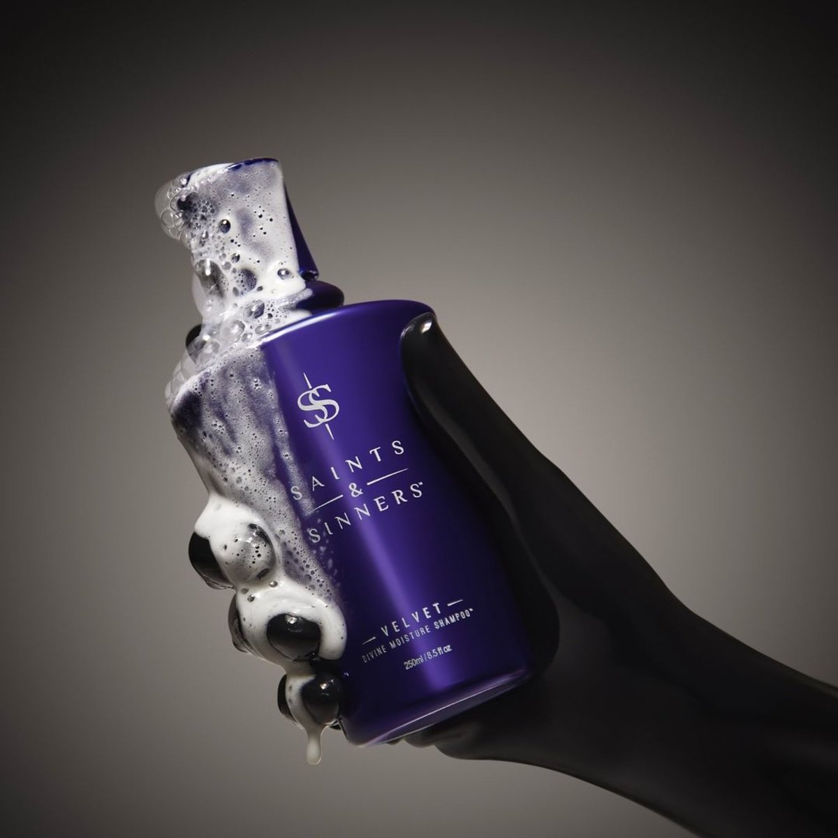 sinnershaircare's tweet photo. Shampoo so good it’s sinful. #saintsandsinners #cleanbeauty #luxuryperformance #nobadstuff https://t.co/fH2bGmfBcG