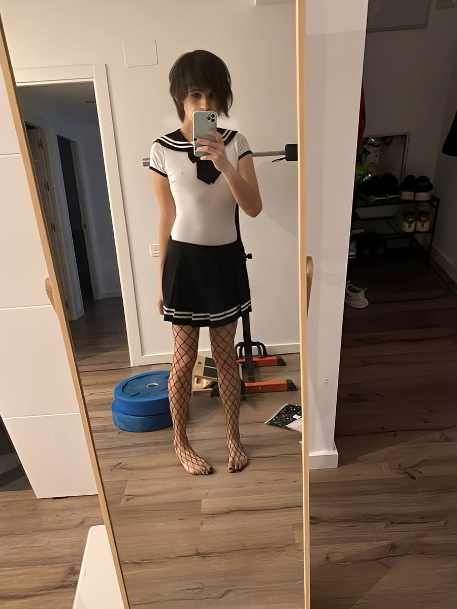 GoshkaFemboy's tweet photo. I decided to join the navy! Who's with me?

#Femboy https://t.co/hGXNBFpA0f
