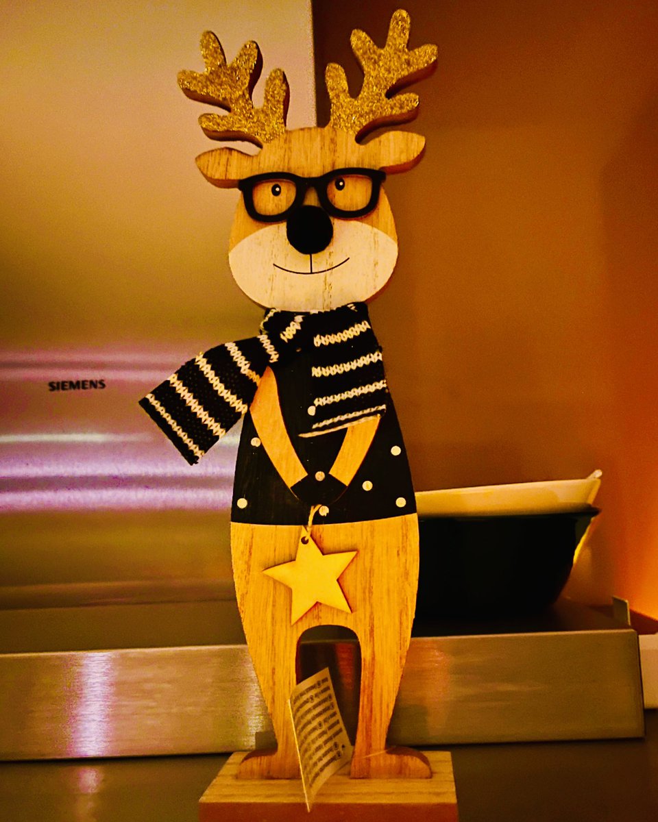 Henri van den Broek-Breuking tweet media