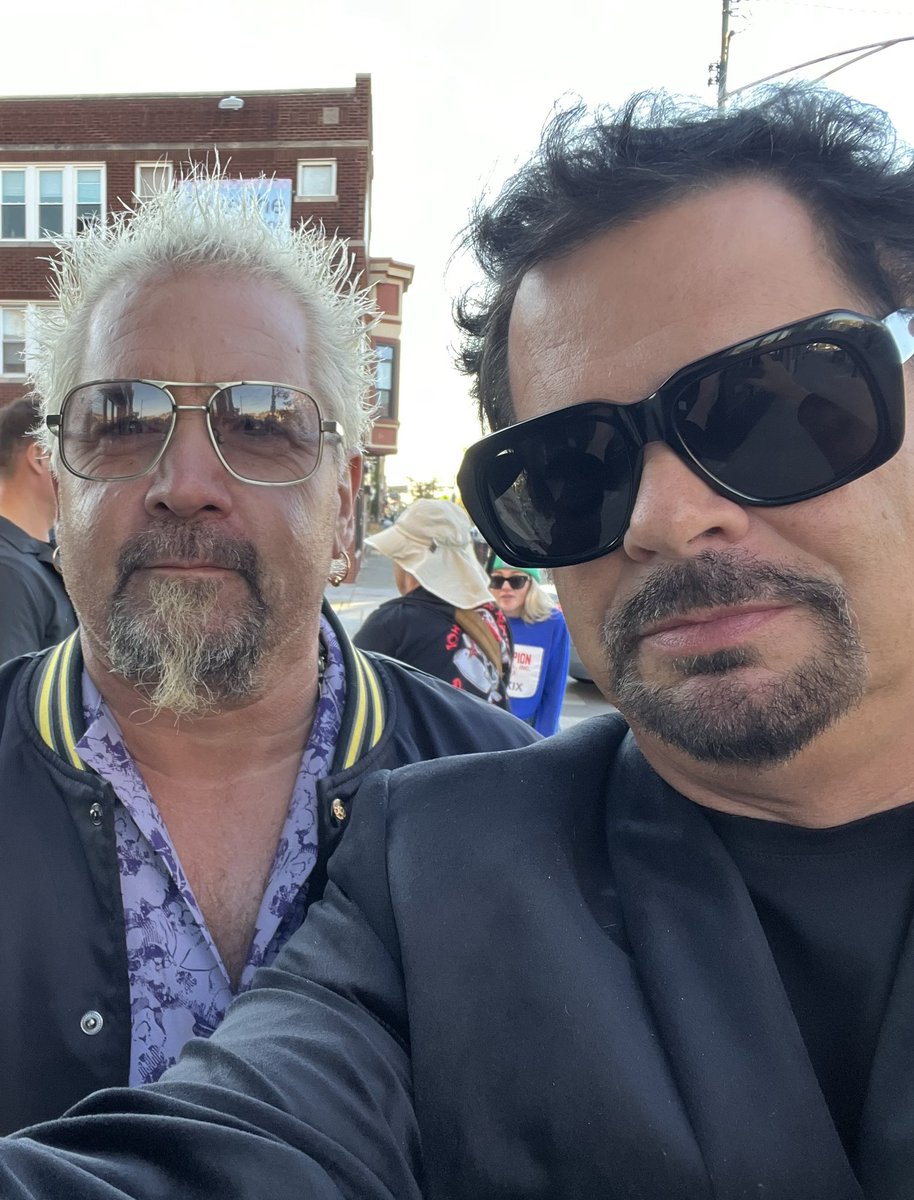 MancowMuller's tweet image. Filmed w/ my great buddy #GuyFieri a few days ago. Love em!