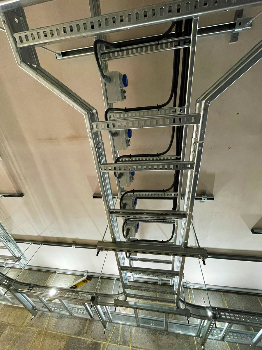 Telecom room fit out 250A three phase nearly finished, containment ladder and cable tray, power and interlocked Gewiss socket. lighting. Schneider panel board with metering to 10 circuits via Rayleigh instruments. <a href="/SchneiderUKI/">Schneider Electric</a> <a href="/UnitrunkRIS/">Unitrunk</a> <a href="/gewiss_uk/">Gewiss UK</a>