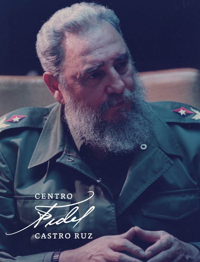#Fidel al clausurar el VI Congreso de la UNEAC: "Lo que más felices nos hace, lo que más nos satisface, lo que más nos alienta es el espíritu revolucionario de nuestros escritores, artistas e intelectuales, en general, que hemos visto en este congreso". #CubaEsCultura