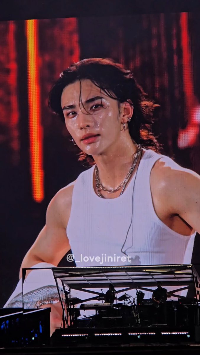 what’s with Taiwanese air? 😭😭