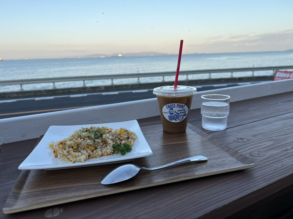seisoon1204's tweet photo. 今日はとても良い天気なので
少し知多半島を流してきた
クロスポイント最高！
 #クロスポイント知多
 #ハーレー
 #flhtcu
 #南知多
 #バイク好きと繋がりたい
 #ツーリング https://t.co/rum6Tnt6K4