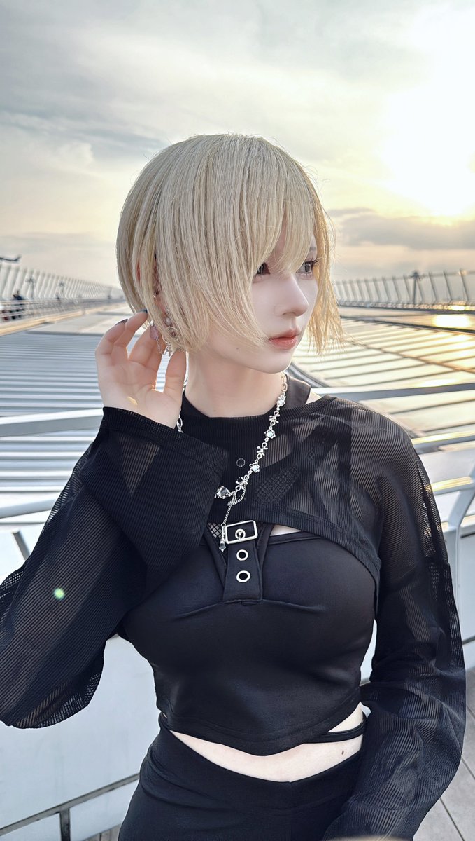 Post by 月海つくね on X: 風強い