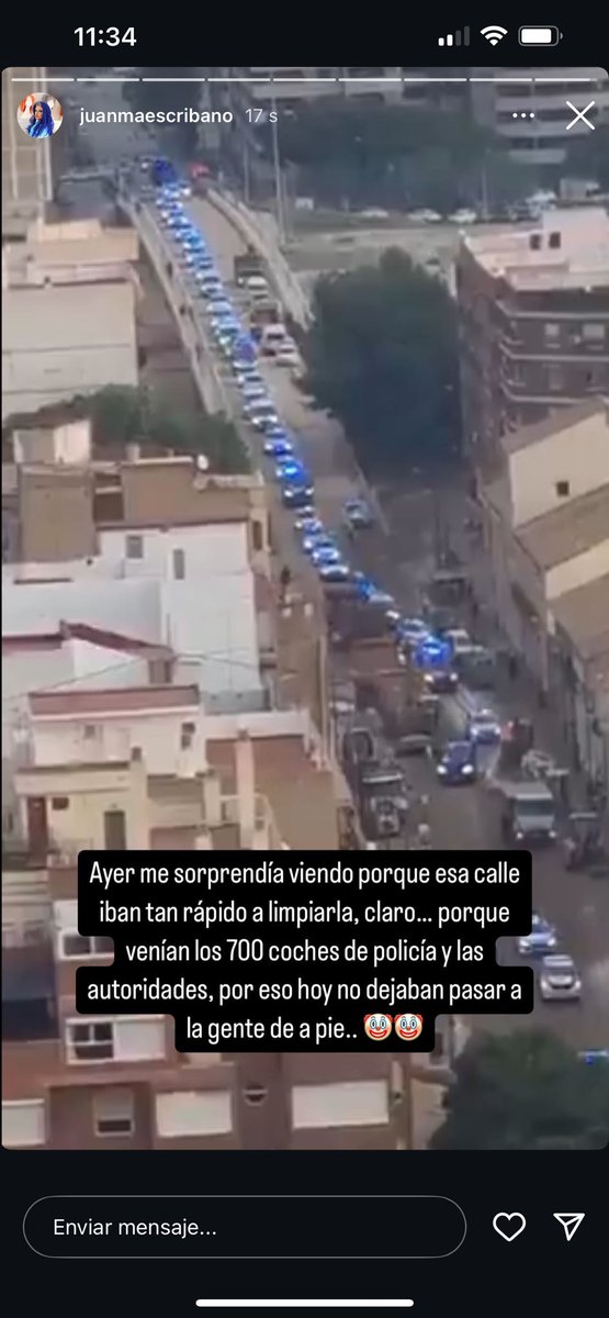 Crysms_'s tweet photo. La policía no se desplaza porque no les dan el aviso y hoy pasa esto porque van los Reyes. 
Esto es una puta locura https://t.co/tZQ4U58l2D