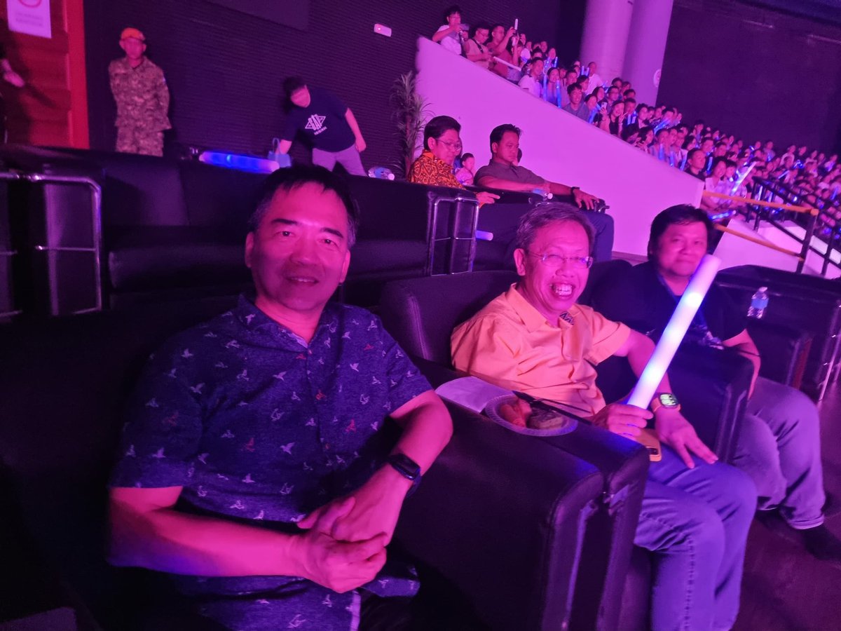 simkuihian's tweet image. #PowerStation - World Tour Live Concert In Kuching 2024 #动力火车- 世界巡回演唱会古晋站 2024