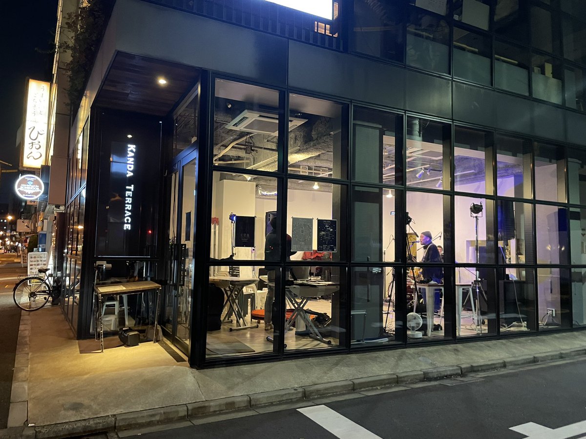 本日の会場
神田Polaris
オシャレ〜
まもなくはじまります！
