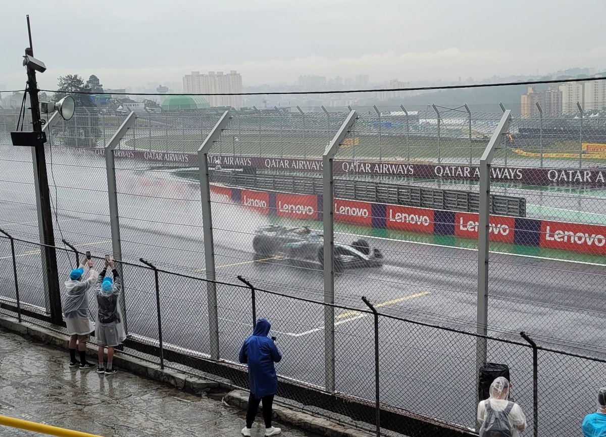 cevalesi's tweet photo. Entramos. Q1 foi só no áudio.
#EuOvoAutoRadio | #F1noBP | #F1 | #BrazilP https://t.co/bAl537NiQF