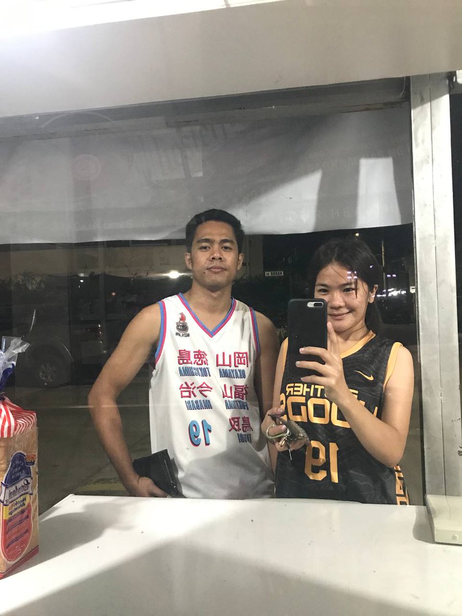 jelendee's tweet photo. My basketball player ! 💛 https://t.co/oK2magnAl7