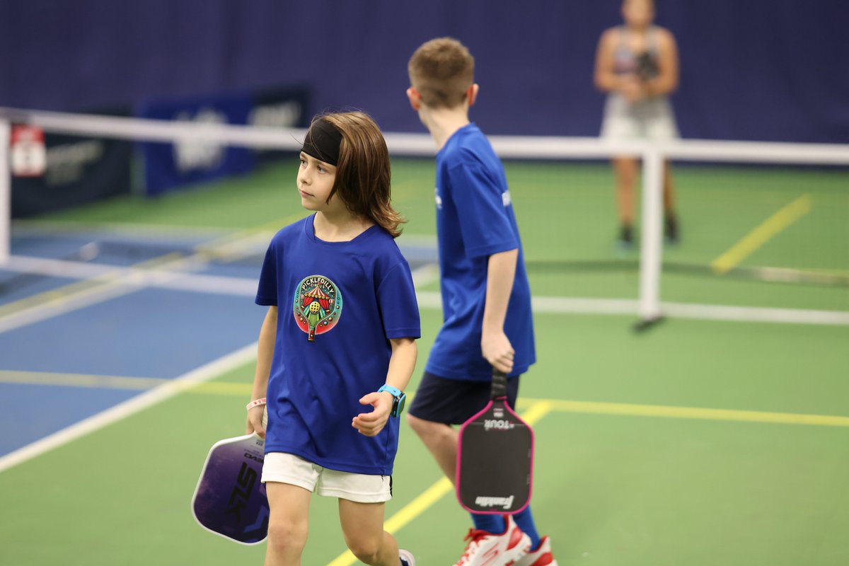 Showing them how it is done 🙌

Today's junior competition has seen some excellent skill  💪

#SkechersEnglishNationals | <a href="/SKECHERS_UK/">SKECHERS_UK</a> | <a href="/FranklinSports/">Franklin Sports</a>