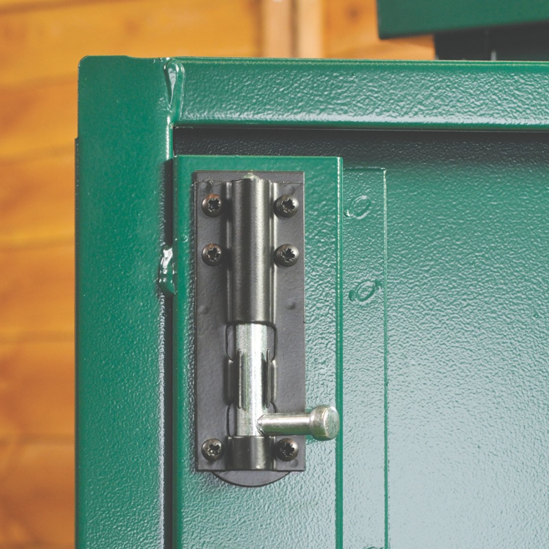 AsgardStorage's tweet image. Built to last, designed with care. Meet the team behind our sheds and see what makes Asgard stand out. 🛡️

Get to know our design team and ethos: ow.ly/jc5z50TVuiu

#SteelShed #OutdoorStorage