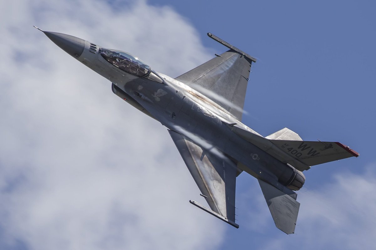 p_studio75's tweet photo. #F16　#三沢基地 https://t.co/8vE1dUqxPr