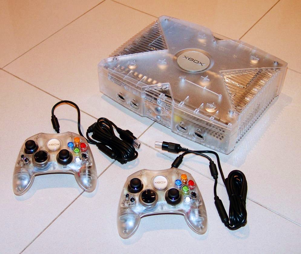 TheEmptyNestEU's tweet photo. We secured us the PlayStation 1 last time and now we’ve secured the Xbox Original Crystal Limited Edition. I also had a GameBoy classic growing up, so of course I also bought that today as a part of my new upcoming retro setup. Gameboy is on it’s way and I feel like a kid 😬😂 https://t.co/I4Ib8uuC3T