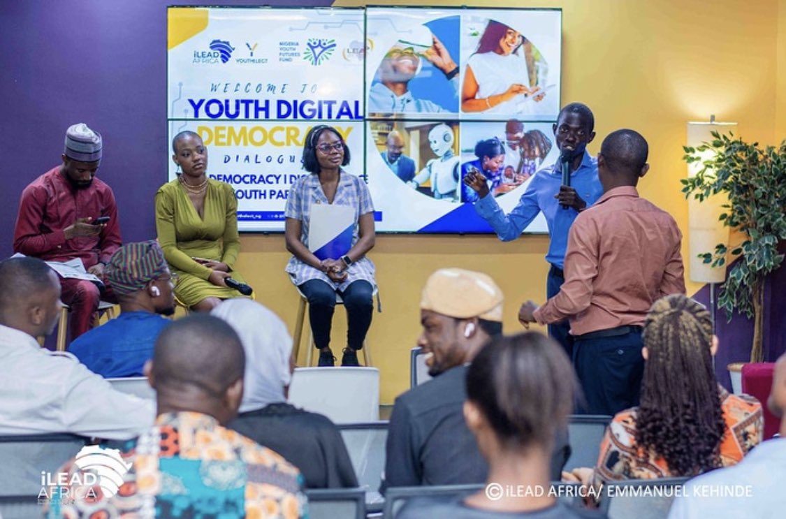 Elaska_mark01's tweet photo. Had an amazing time at the Youth Digital Democracy Dialogue under the #YouthElectProject Thanks to @ilead4africa @LEAPAfrica @ng_youthfund for creating a platform where young leaders can discuss digital democracy, youth participation, transparency In governance. https://t.co/p2DVxtYb77
