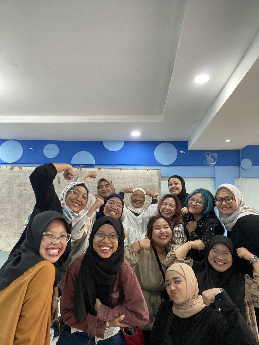 _cupacupzzz's tweet photo. Thank you so much timses #BeMeaningfulonJaehyeongDay @theroselovesme @narxxxthings @chris_aozora @haajoonism @akuwRin @watermelon_yong @Caramelowfat @yookkaemi @woohiterose @juicy2907 https://t.co/uFfYEL4COj