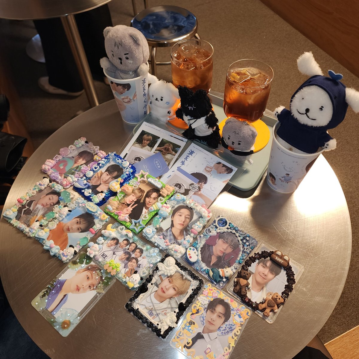 IMprincessBF's tweet photo. 波を歩く少年 : 파도를 걷는 소년 
📍 하이타운서울
#the_whale_takes_you_again
@LMH_110393 

여기 영상통화하는 느낌 와방 느낄 수 있음 🖥💙 여기서 핸드폰으로 라이브도 봤는데 아주 그냥 힐링하고 가요~~૮₍´ ｡ ' ꒳ ' ｡`₎ა https://t.co/jABBqMJN47