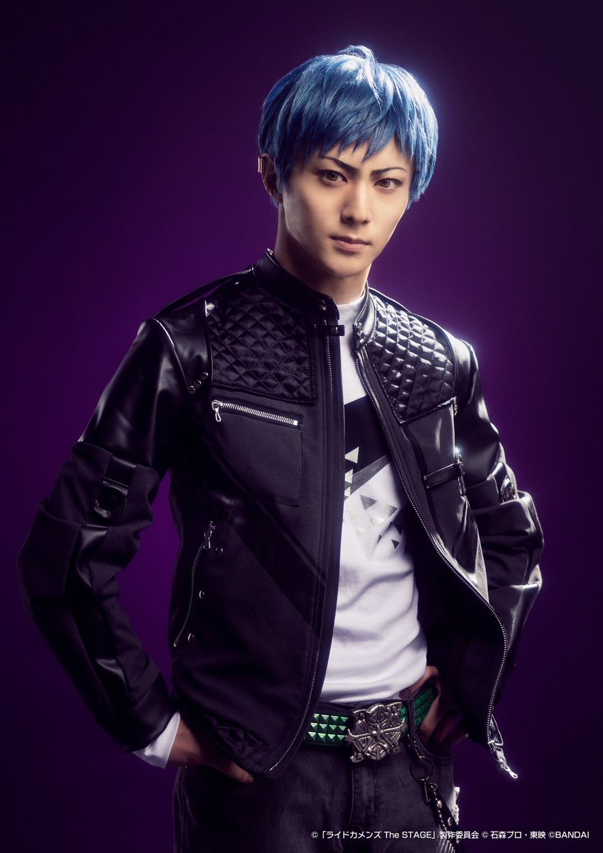 nkns__tomoya's tweet photo. 「ライドカメンズ The STAGE」
ビジュアル解禁

改めて、
蒲生慈玄／仮面ライダー慈玄 役
として出演いたします🟦

ビジュアル撮影中
ワクワクがとまりませんでした！
愛を持って大切に演じます

宜しくお願いいたします！！
#カメステ https://t.co/ujPNUjtGEB