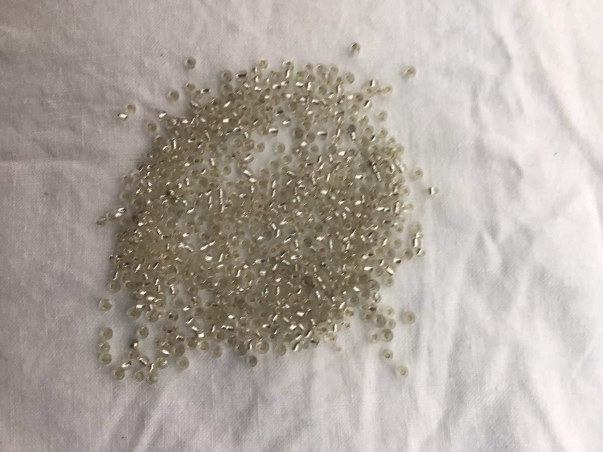 allanwin's tweet photo. Calling all crafters!
#DoesAnyoneWant some glass seed beads? I have two lots available, either 30g of colourless/white or 40g of blue.
DM me if interested.
#UKGiftAM https://t.co/MCJ6Z8F24p