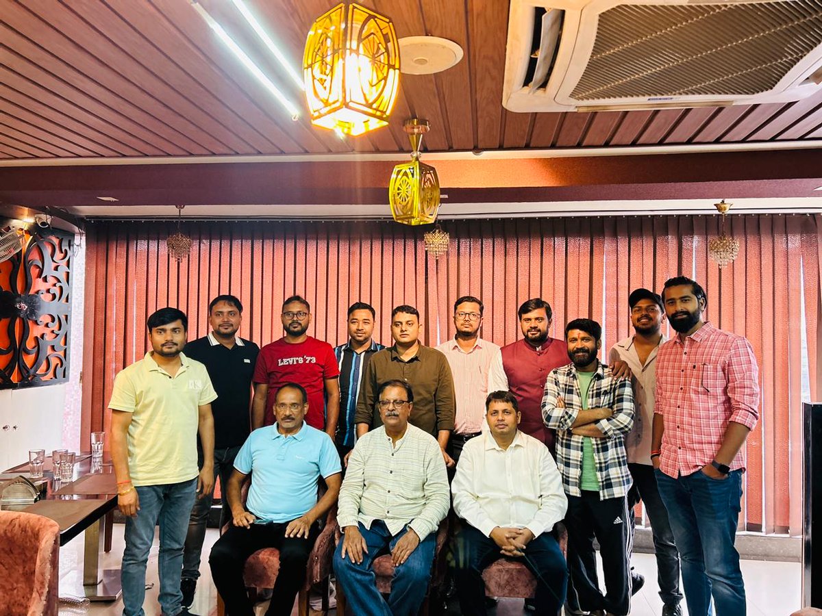 MANITAlumniCell's tweet photo. Alumni meets at Patna, Bihar. #mact #manit #nitbhopal https://t.co/QqE56IwKBN