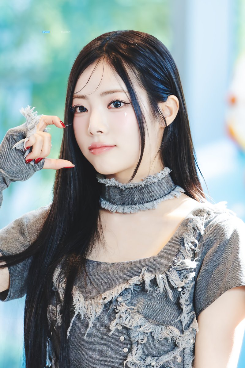 chase0903's tweet photo. 241026 #나고은 #NAGOEUN #퍼플키스 #PURPLE_KISS https://t.co/Q3P9ymUPXs