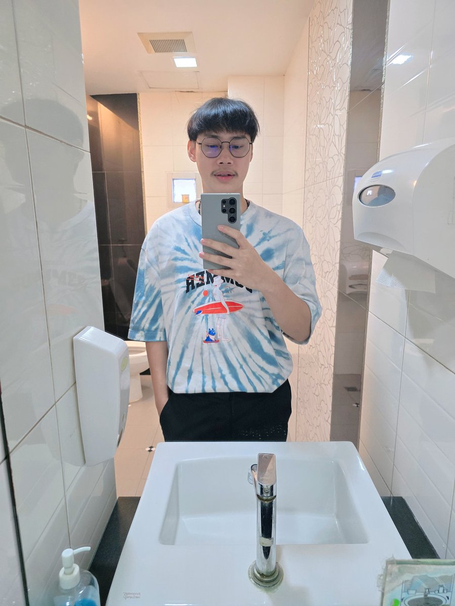 หาเพื่อนกินเบียร์ค้าบบ 
#ชลบุรีบางแสนนัดเจอ #ชลบุรีตัวเมืองทักจ้าาา
#ชลบุรีบางแสน #ชลบุรี #ชลบุรีFWBบางแสน