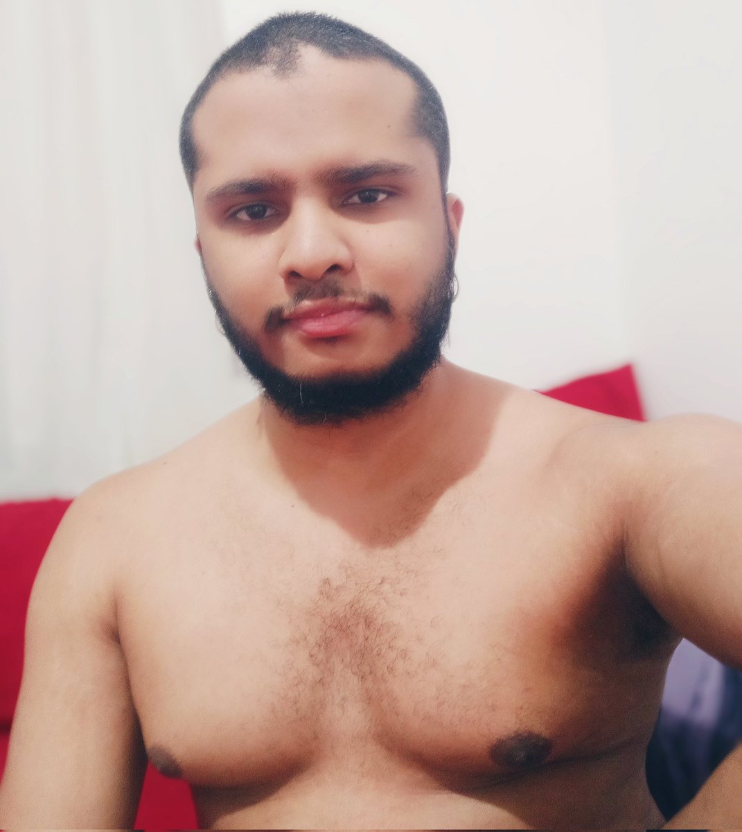 CadinhoM97's tweet photo. ❣️❣️❣️
.
.
.
.
.
🐾🐻#vsco #vscobrasil #instamen #beard #barbashot #barbados #scruff #Homem #hairy #scruffy #bearsbrasil #blackman #Blackmen #paz #autoestima https://t.co/shrPmfgse8