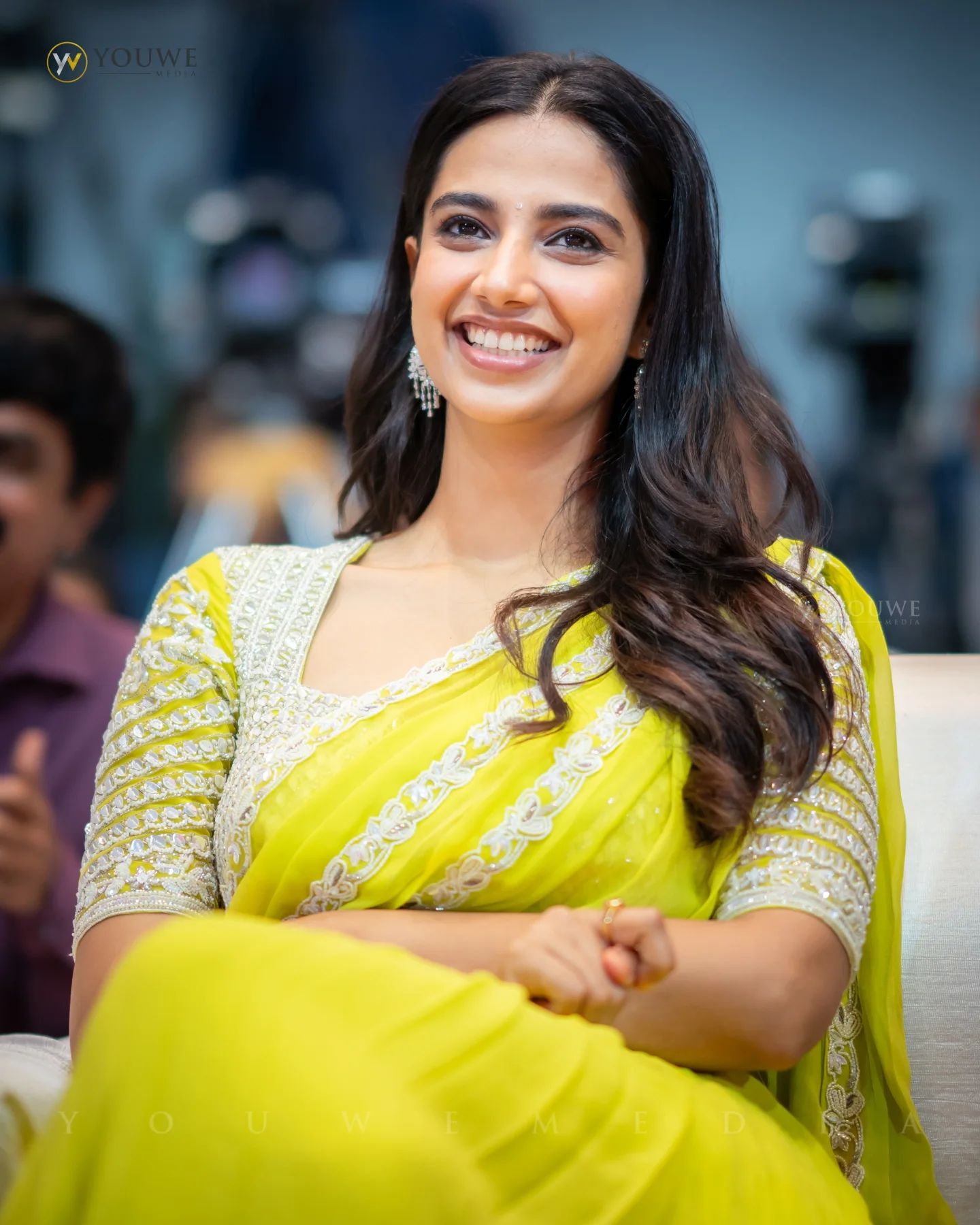 GbdNtO6b0AA4zec?format=jpg&name=large