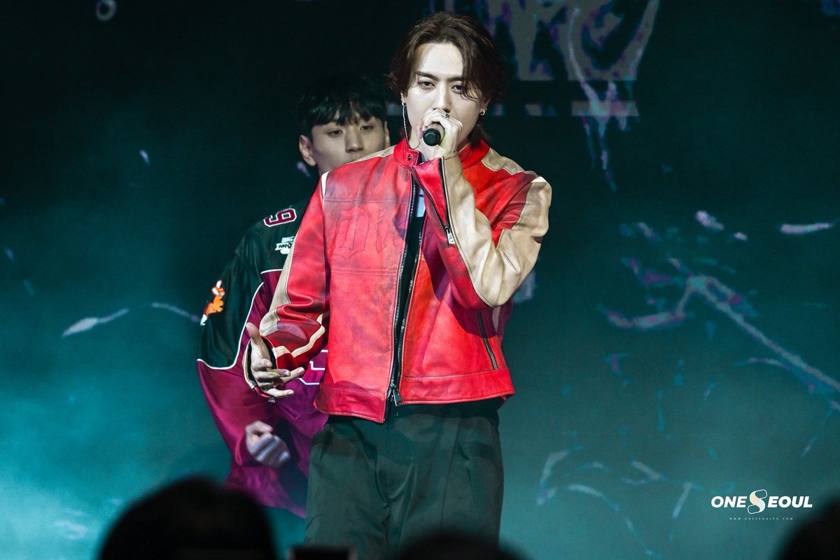 Yugyeom turns up the heat in Manila! 🌼💚  

Presented by <a href="/Threeanglespro/">Three Angles Production</a> 
#유겸 #YUGYEOM #2024YUGYEOMTOUR #2024TRUSTY_IN_MANILA #OneSeoul