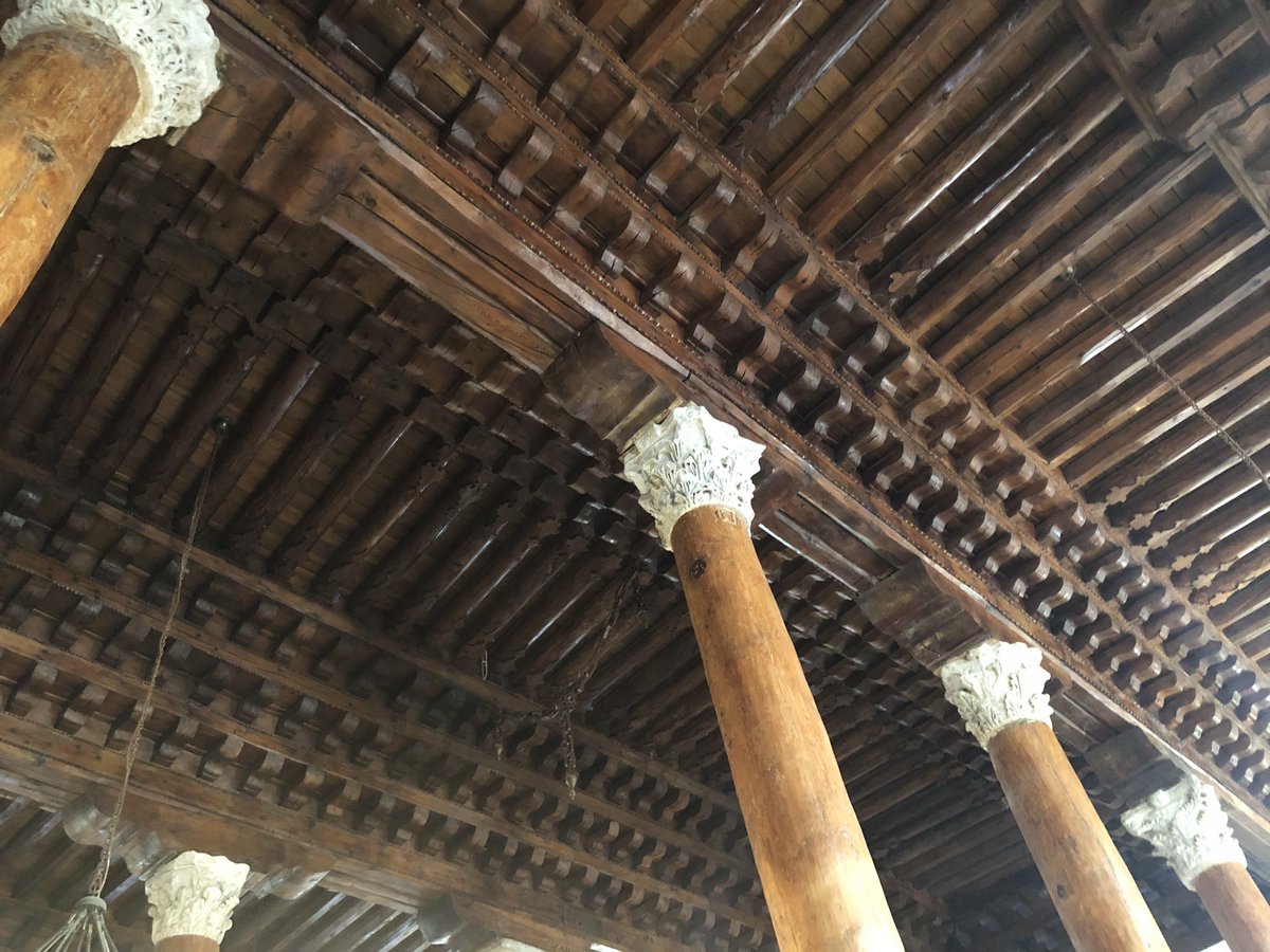 ilyasGkhan1's tweet photo. #Ankara’da Selçuklu eseri 13.yy #Arslanhane #Camii (Ahî Şerafeddin) minaresi ve ahşap işçiliği ile bir şaheser. #Semavi #Eyice’nin deyimiyle: Anadolu’nun aslî karakterini ve kıymetli unsurlarını günümüze kadar koruyabilmiş en değerli Türk eserlerinden biridir. https://t.co/BIfWTa99Rc