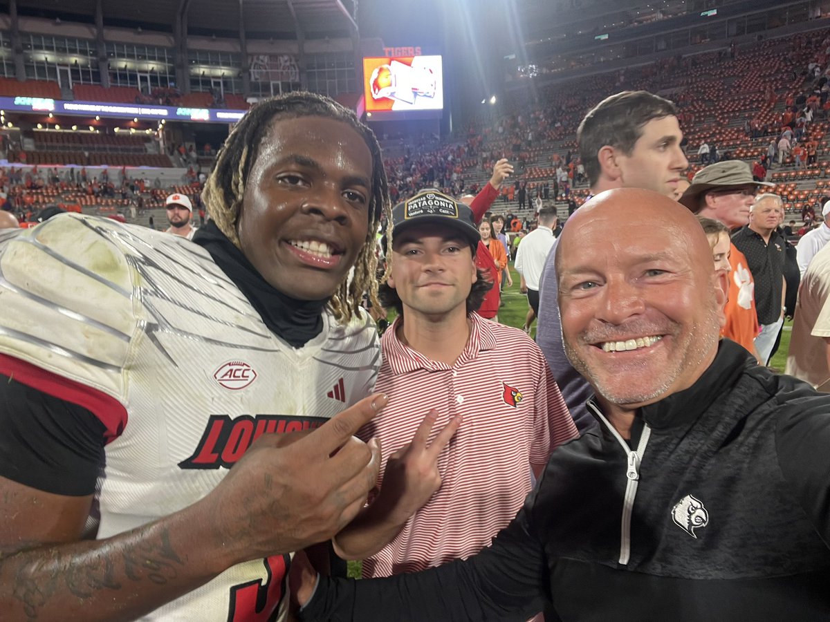 Aaron Flaker tweet media