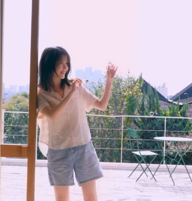 aliceforiu's tweet photo. I vote #iu for Fans’ Choice - Female Award #2024MAMAVOTE https://t.co/udAo8TnX0B