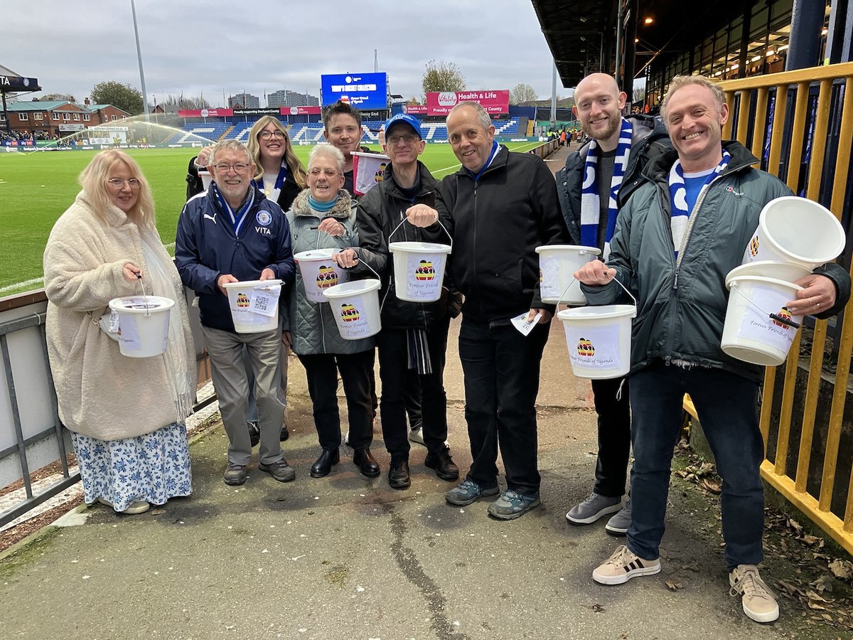 4_oiseaux's tweet image. It  was #ForeverFriendsofUganda's bucket collection at Edgeley Park yesterday afternoon.  Thanks to #StockportCounty for welcoming us and to everybody involved  for helping us to raise valuable funds for our Ugandan friends.
