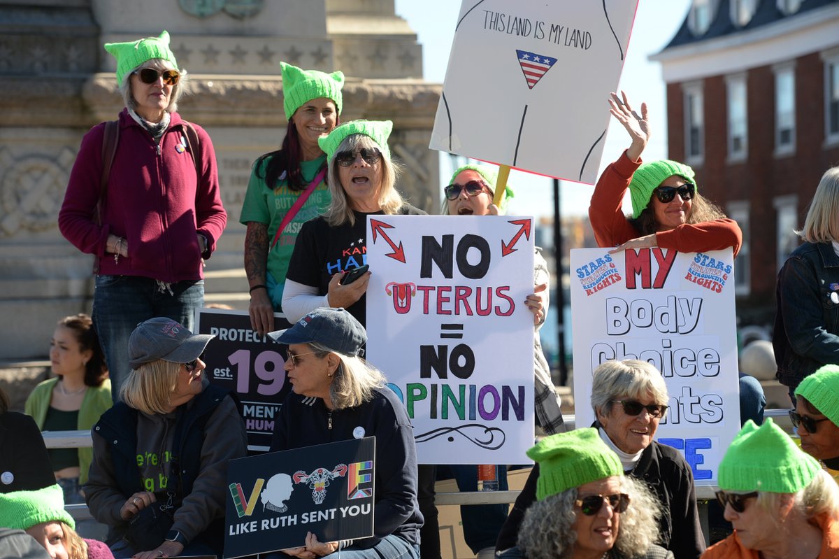 Hundreds rally for women’s rights in New London. Go to theday.com/local-news/202… for the story and more photos. <a href="/thedayct/">The Day</a>