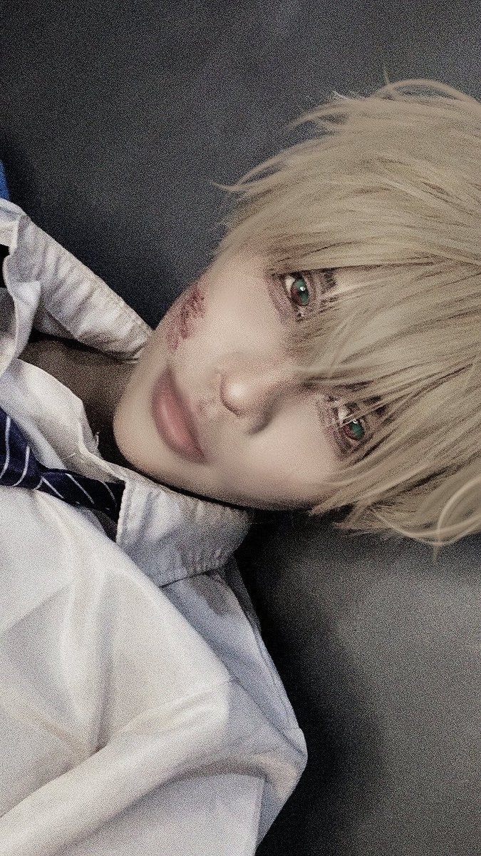 Arlecchinio's tweet photo. Oomf said i got the insane gay facecard, the right one is Cirrus from Lost in the cloud our other Yaoi king https://t.co/XKbi6tHn5P