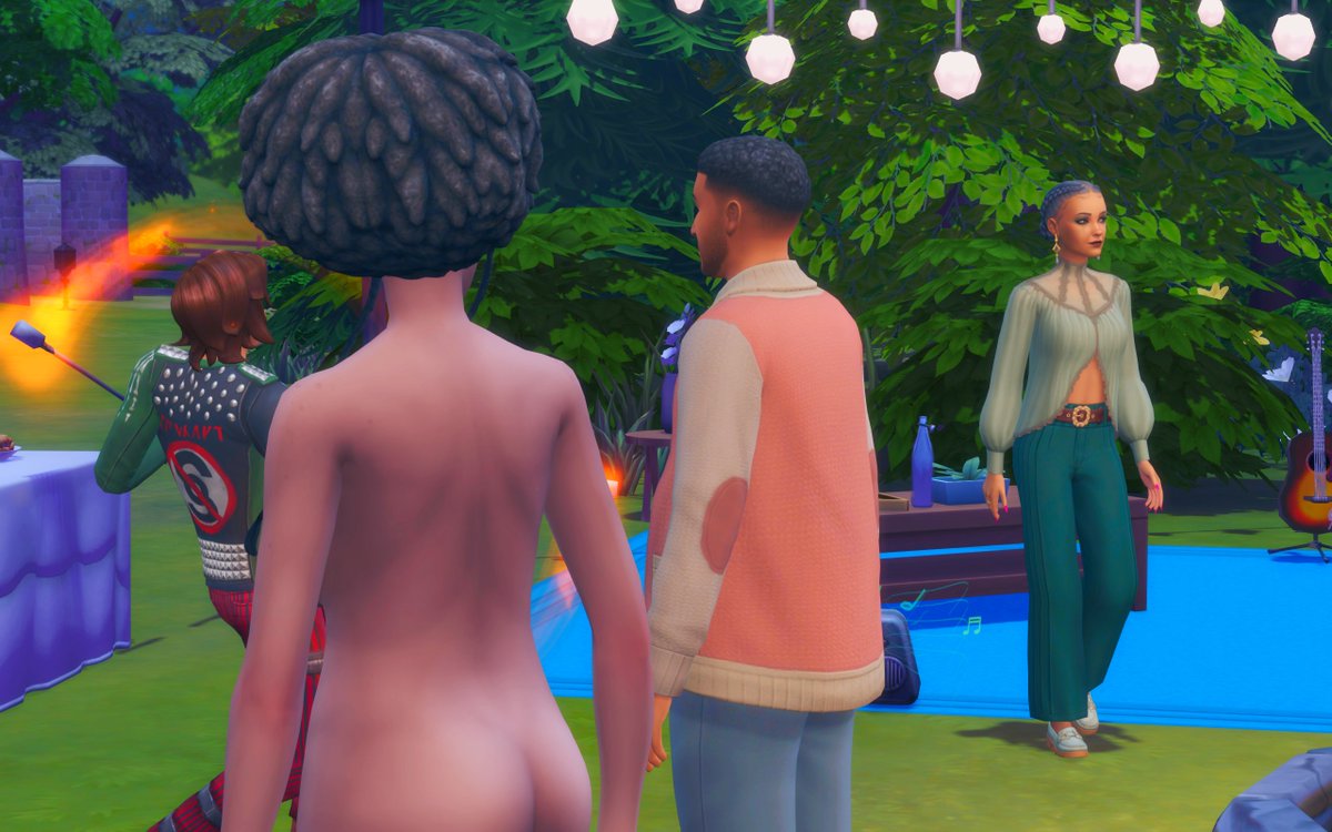 outersims's tweet photo. It was at this point she spotted her dear friend Olive, also gathering around the bonfire for the festivities.

Olive was overjoyed to participate in Morgana's celebration in the way she felt most comfortable, and the two enjoyed the remainder of the celebration together 🔥🫂 https://t.co/3EUnevz9MM