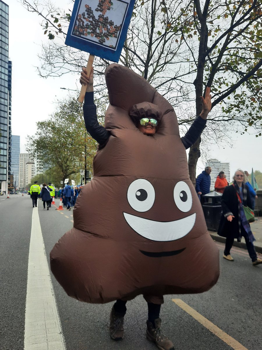 Rob Mungovan (@robmungovan) on Twitter photo Is this normal for London? There's shit on the streets too.#MARCHFORCLEANWATER <a href="/WildTroutTrust/">The Wild Trout Trust</a> Is this normal for London? There's shit on the streets too.#MARCHFORCLEANWATER <a href="/WildTroutTrust/">The Wild Trout Trust</a>