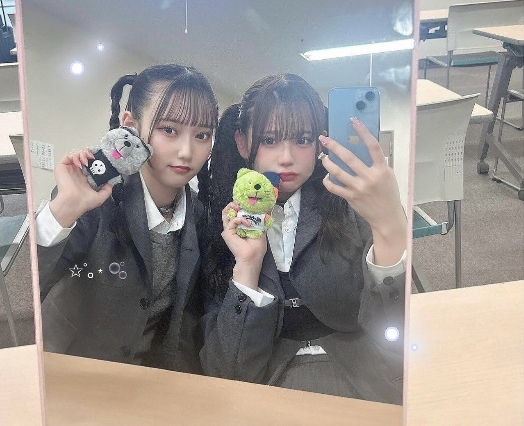 MYUMYU_48's tweet photo. 神音 、卒業発表おつかれさま .’ 

卒業考えてるって前から聞いてはいたけど 大切な学生生活をアイドルに捧げて 、本間に大きくなったし 綺麗になったね 👶🏻🍼 自分にとって 最後の心の支えだったし 、いっぱい ダンスも教えてくれてありがと ♡𓈒𓏸 

まあ まだまだお子ちゃまやけど（となりのバナナ） https://t.co/NlsQGQbtun