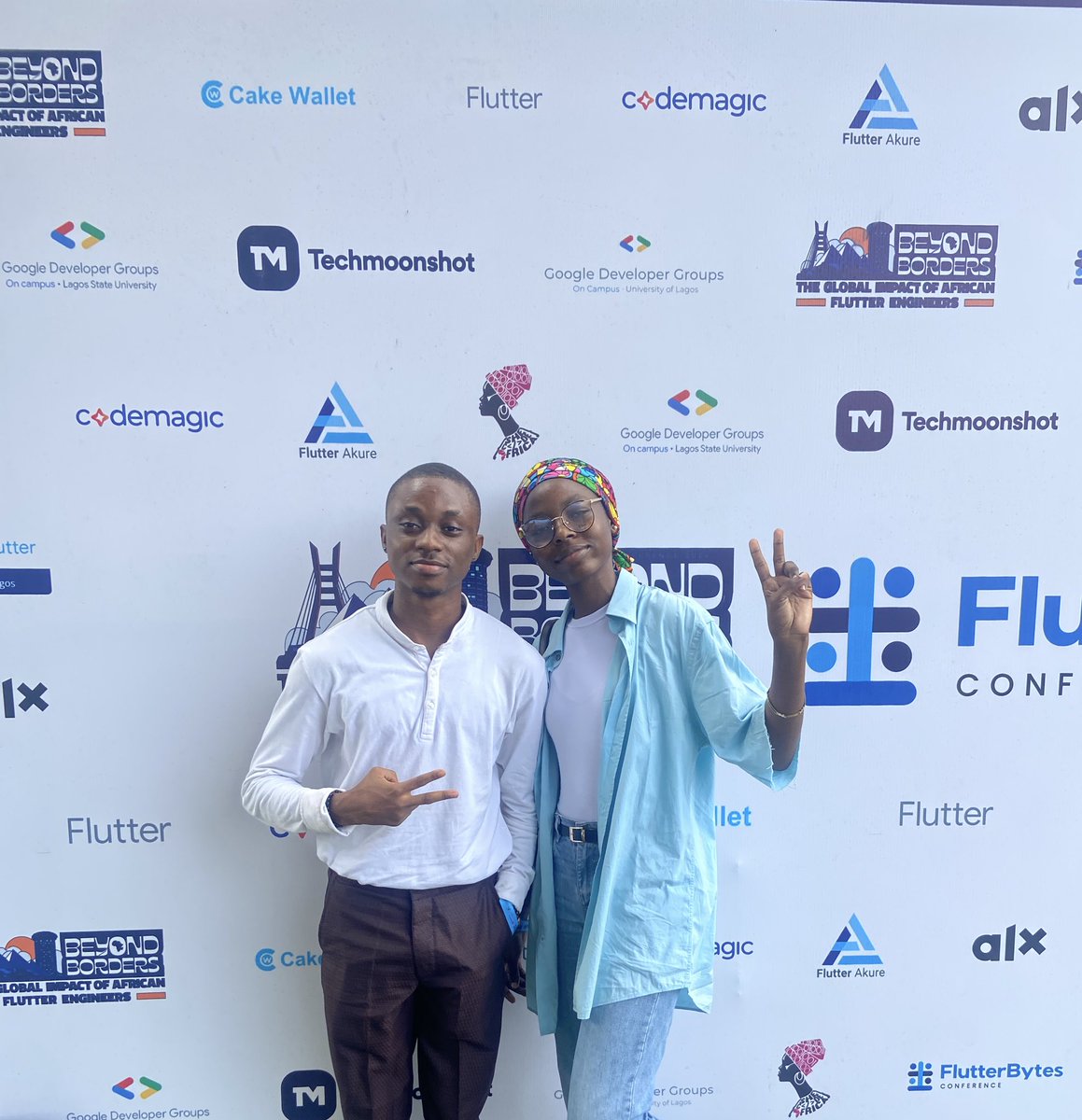 taiwosharon36's tweet image. Finally got to meet Smith😅🫶….i met this genius as well😌✨
 #FlutterBytesConference2024