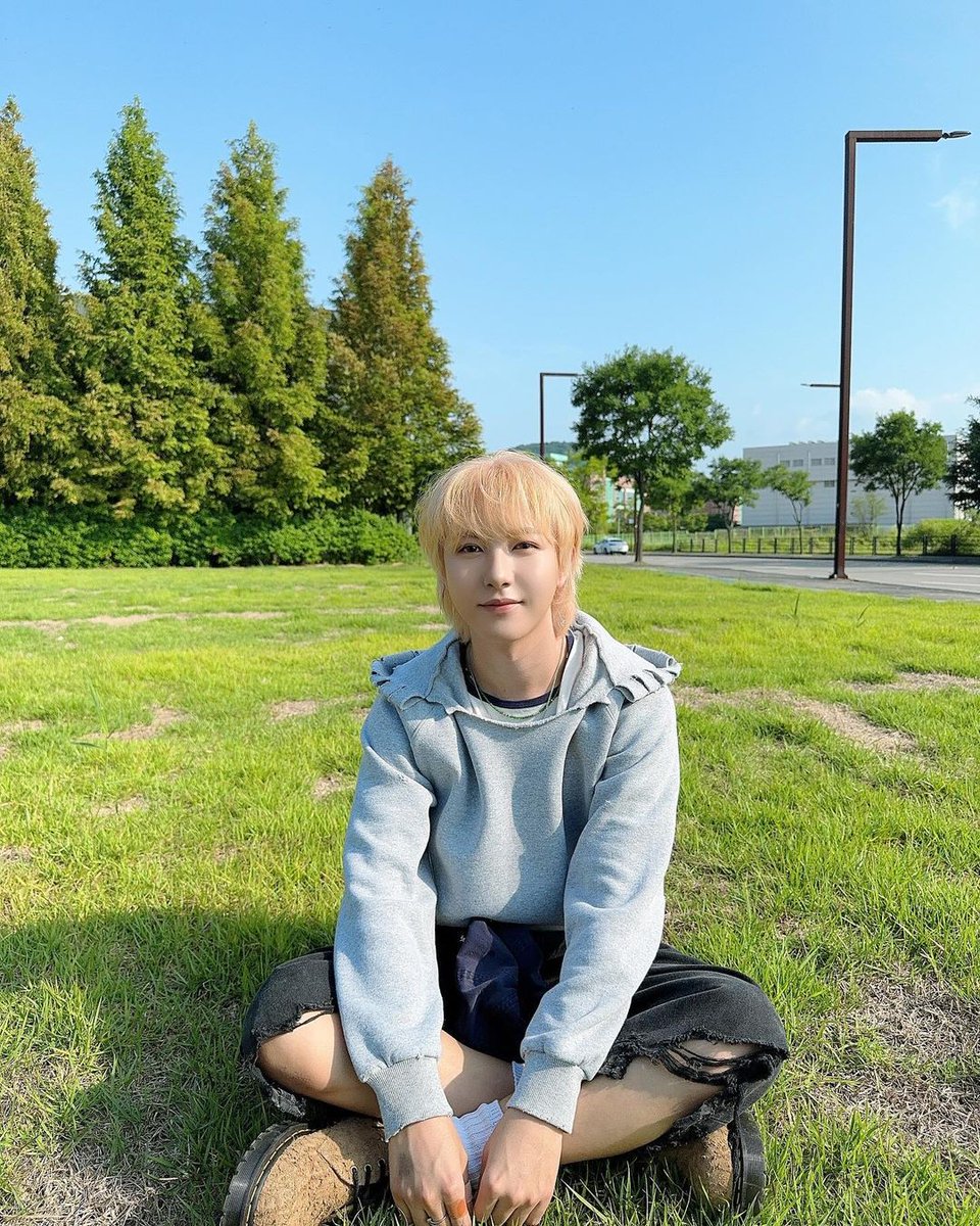 NCTDREAMVIBE's tweet image. 런쥔 인스타 업로드 #RENJUN 

🌱☀️