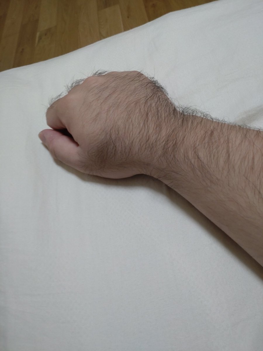 siomisio's tweet photo. 🤣 https://t.co/CwwEVy1xg8