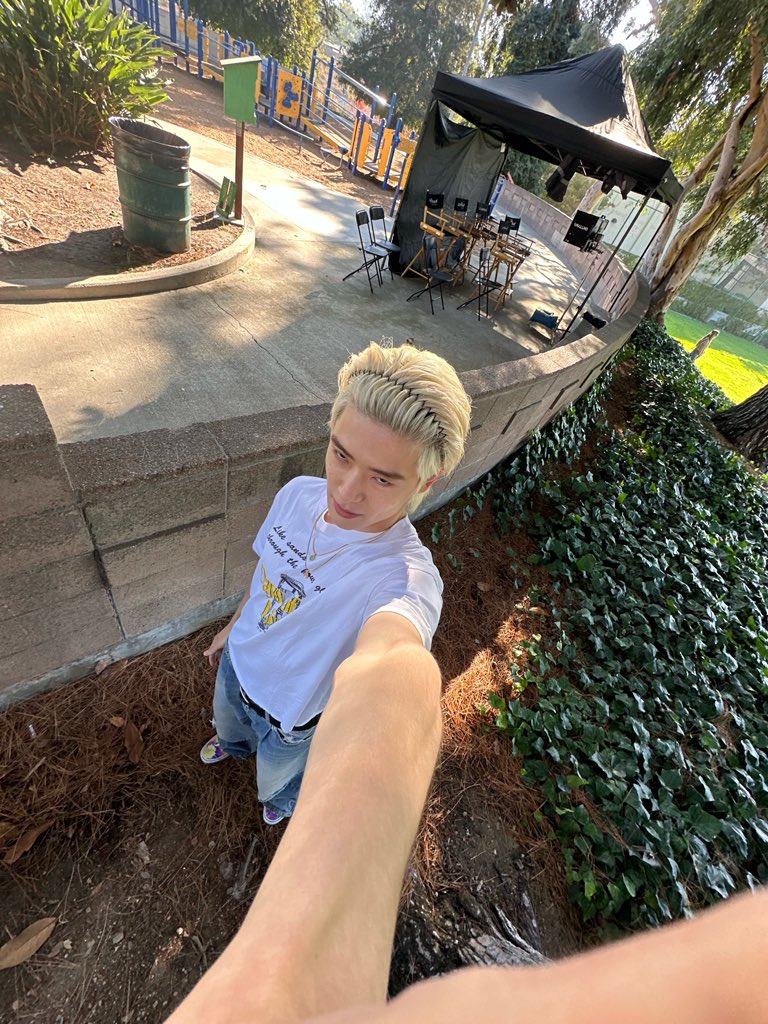 jaehyunpetals's tweet image. Jaehyun 💭

thank you always and i love you