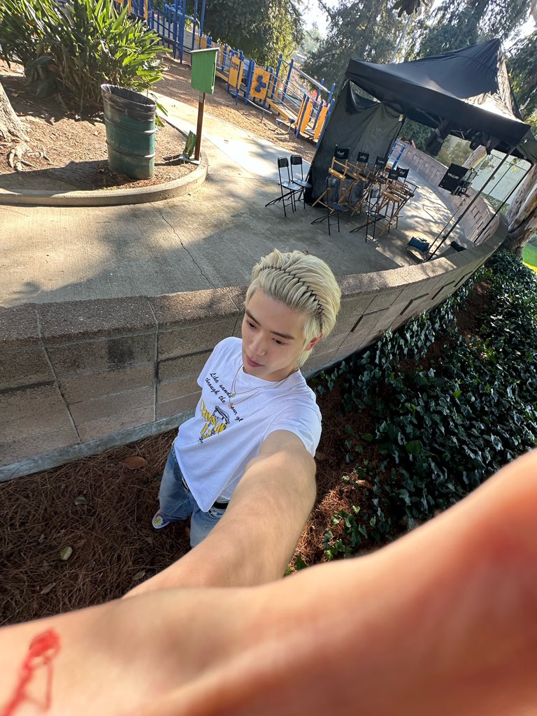 jaehyunpetals's tweet image. Jaehyun 💭

thank you always and i love you