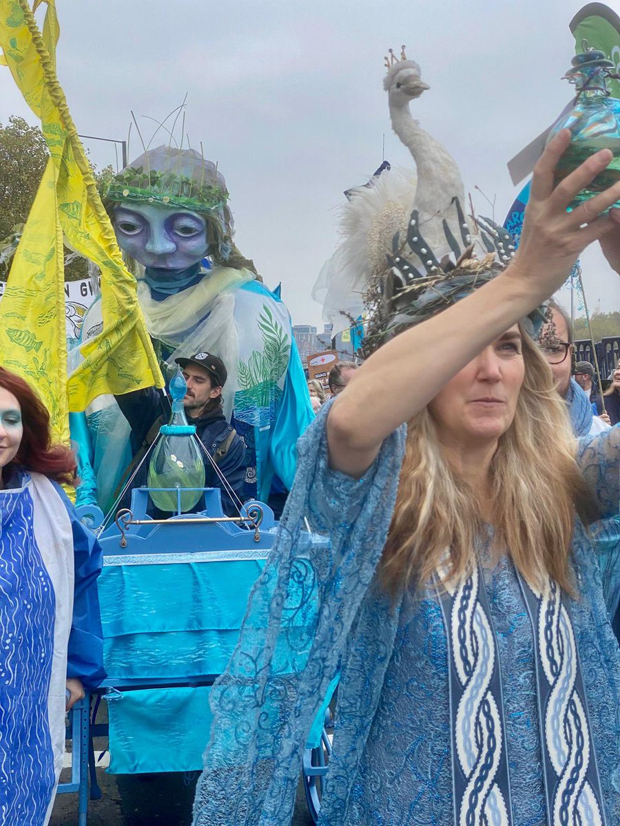 SaveTheWye's tweet photo. Water Protectors prepare to take their waters and their demands to Parliament Square - 'May all waters run free and clear for this and future generations of all life’.
#SavetheWye #RescueBritainsRivers https://t.co/7nYvHKP9hZ